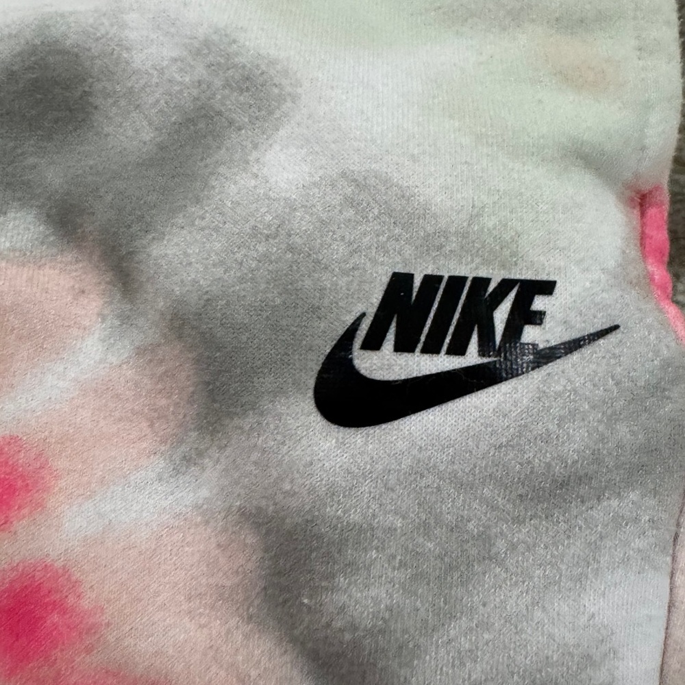 Nike Girls Tie-Dye Fleece Joggers Size 6 (5–6Y) - Picture 3 of 5